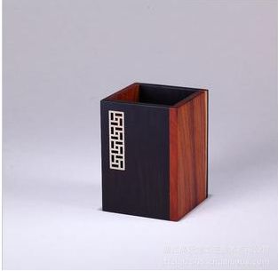 紅木(mù)筆(bǐ)筒商(shāng)務(wù)禮品定制 紅木(mù)筆(bǐ)筒商(shāng)務(wù)禮品定制